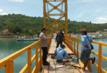 Belum Genap Setahun, Jembatan Kuning Nusa Penida Diperbaiki Lagi