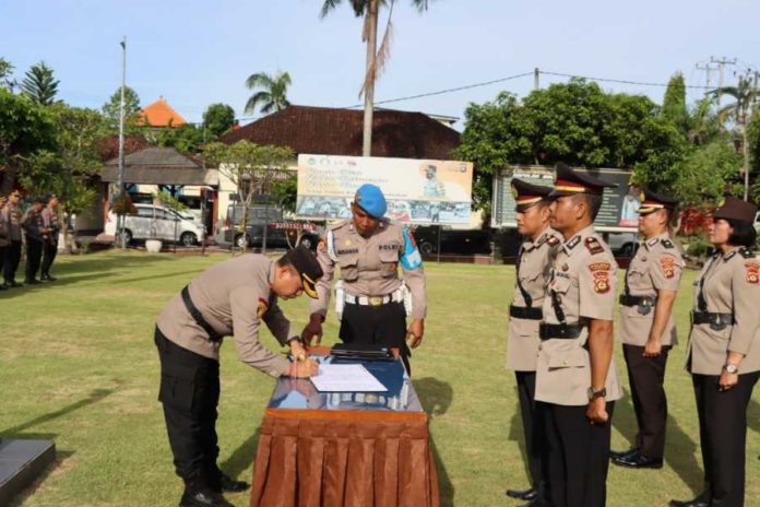 Lima Penjabat Polres Gianyar Diserahterimakan 1