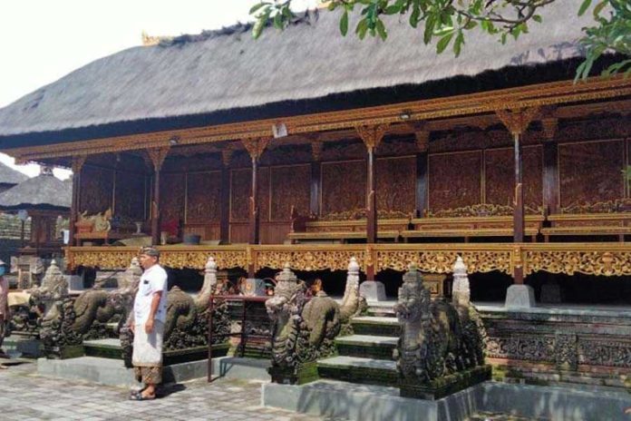 Desa Adat Guwang Renovasi Bangunan Balai Agung Pura Desa 1