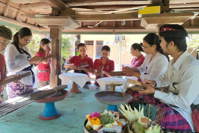 Konservasi Lontar, Temukan Kalender Tradisional Kuno 1
