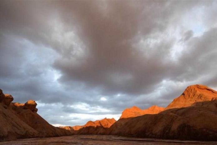 Peneliti China Klaim Pertama Kali Temukan Air Di Planet Mars 1
