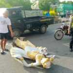 Patung Penari di Gilimanuk Ditabrak Truk