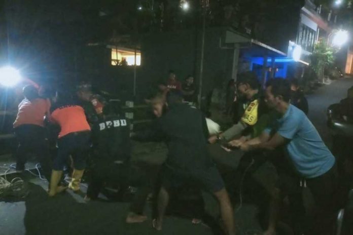 Bertengkar Dengan Istri, Suami Nekat Ceburkan Diri Ke Sungai 1