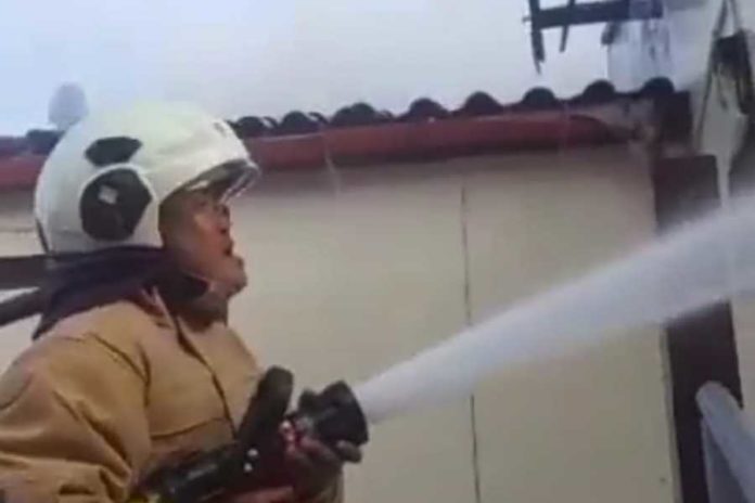 Gudang Di Discovery Kartika Plaza Hotel Terbakar 1