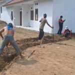 Dua Bulan Upah Tak Dibayar, Belasan Pekerja di Rumah Deret Klungkung Mogok Kerja