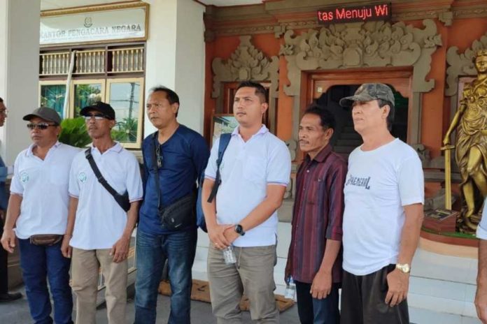 Dugaan Korupsi, Oknum Prajuru Desa Sekumpul Dilaporkan 1