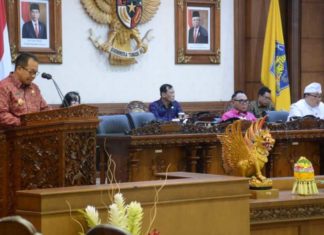 Pj Gubernur Mahendra Jaya Jawab Pandangan Umum Fraksi-Fraksi Terhadap 2 Ranperda