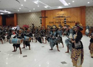 Lomba Baleganjur HUT ke-14 Kota Mangupura, Belasan Sekaa Baleganjur Anak-anak dan Remaja Unjuk Gigi
