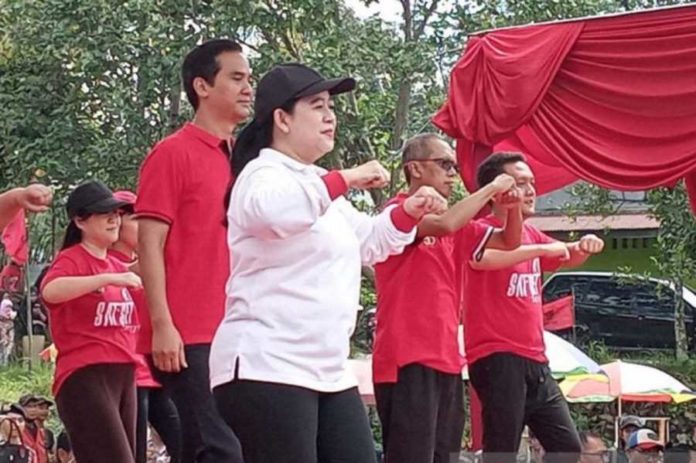 Jokowi Dikritisi Akademisi, Puan Maharani Enggan Menanggapi 1