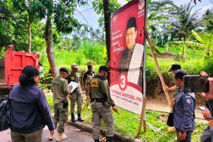 Masa Tenang, Tim Gabungan Copot APK 1