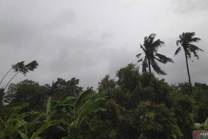 Potensi Hujan Lebat Dan Angin Kencang Bayangi Perayaan Nyepi Di Bali 1