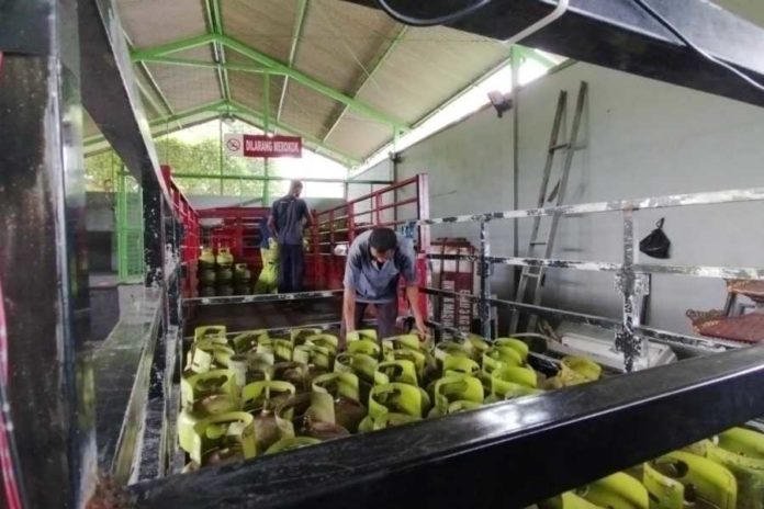 Kelangkaan Gas Mulai Diatasi, Pemerintah Mulai Terapkan Pembelian LPG Pakai KTP 1