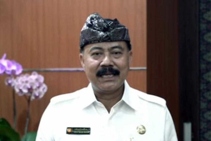 Sekda Yang Sempat Jadi Loper ”Bali Post” 1