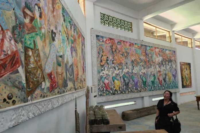 Kenang Karya Sang Maestro, Pameran Lukisan Puncak Karya Nyoman Gunarsa Digelar 1