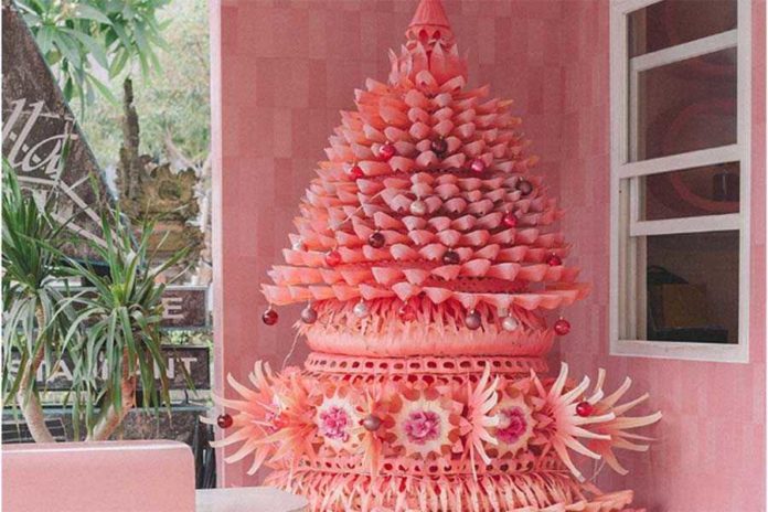 Terinspirasi Penjor, Pohon Natal Unik Dari Lontar Angkat Tradisi Bali 1