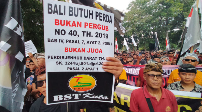 Perda Angkutan Sewa Khusus Kantongi Noreg Kemendagri