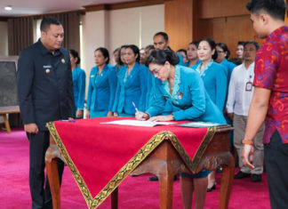 Dr. Surya Adnyani Mahayastra Dikukuhkan Menjadi Ketua TP PKK, Posyandu dan Dekranasda Gianyar