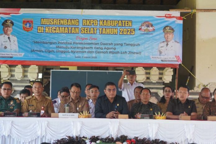 Musrenbang RKPD Kabupaten Di Kecamatan Selat, Pimpinan Dewan Dapil IV Siap Kawal Usulan 1