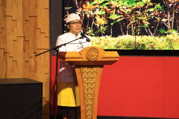 Buka Pasamuhan Agung SKHDN III, Wagub Giri Harap Tercipta Pedoman Sesuai Tatanan Hindu Bali 1