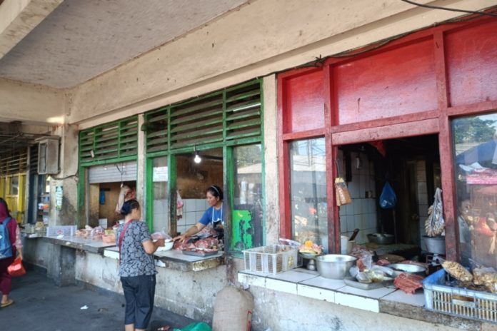 Jelang Galungan, Harga Daging Babi Di Pasar Kreneng Masih Stabil 1