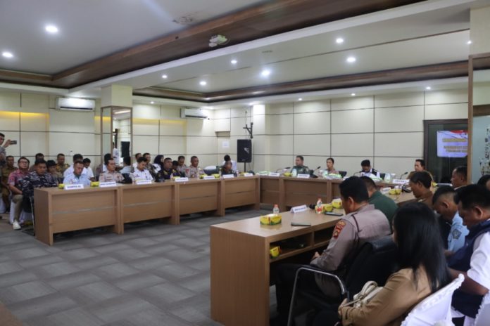 Belum Validnya Data Manifes Penumpang Penyeberangan Gilimanuk Disoroti 1