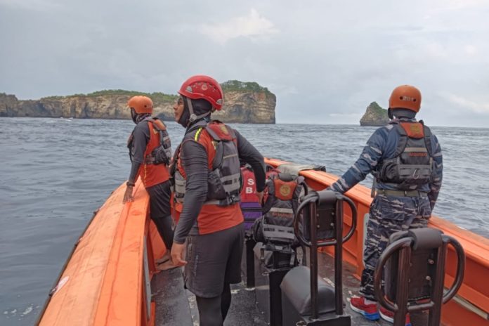 Berenang Di Pantai Diamond Nusa Penida, Pria Asal Medan Hilang Terseret Arus 1