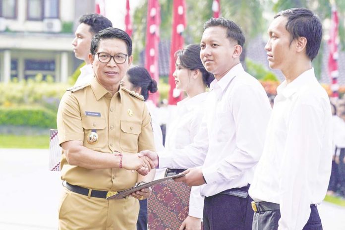 Bupati Adi Arnawa Lantik 587 CPNS Dan 4.922 P3K Badung 1