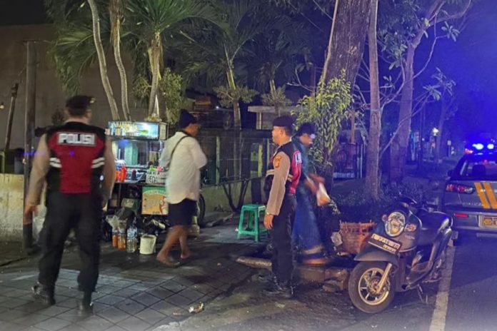 Cegah Premanisme, Polisi Lakukan Patroli Di Sejumlah Lokasi Keramaian 1
