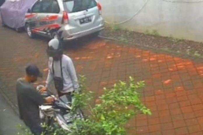 Ditinggal Sembahyang, Kamar Kos Mahasiswi Disatroni Maling 1