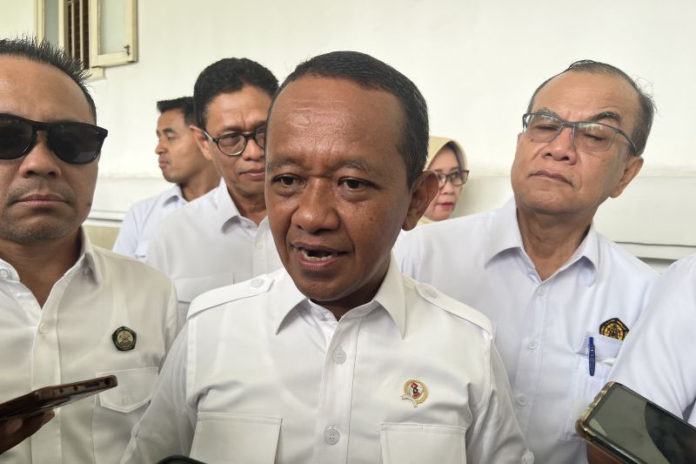 Impor BBM Dari Singapura Akan Dikurangi 1