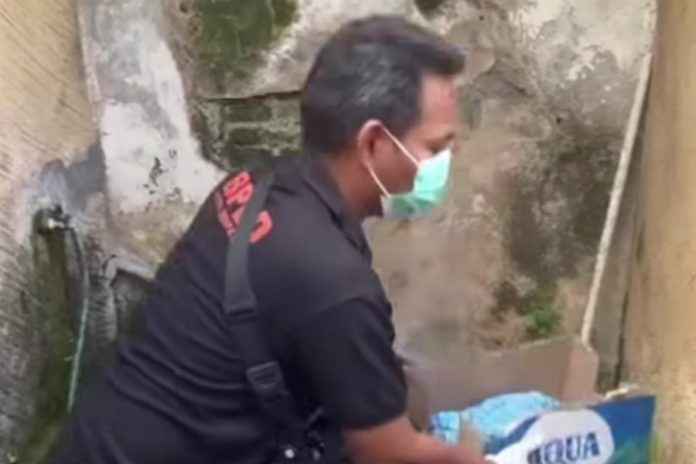 Jasad Bayi Diduga Korban Aborsi Ditemukan Di Pipa Kamar Mandi 1