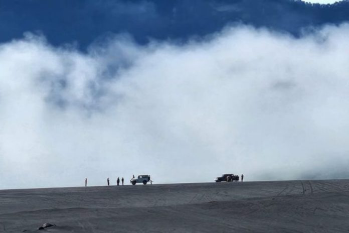 Libur Waisak, Kawasan Wisata Bromo Dikunjungi Puluhan Ribu Wisman 1