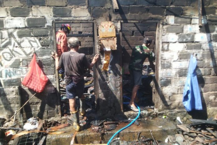 Lupa Matikan Dupa, Rumah Di Desa Labasari Terbakar 1
