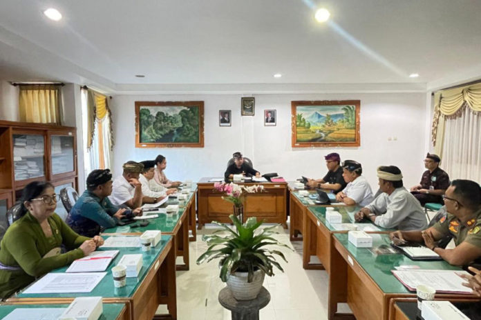Pansus Soroti Pengawasan Reklame Bodong, Dorong Revisi Perda 1