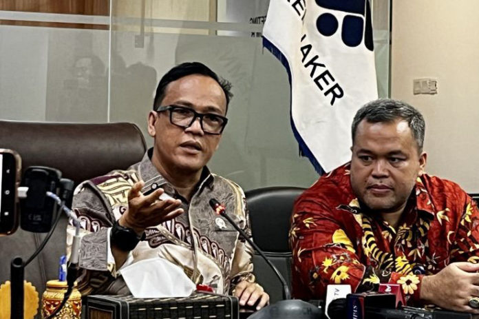 Pascapenangkapan Dirut Sritex, Wamenaker Minta Pesangon Buruh Tetap Dibayar 1
