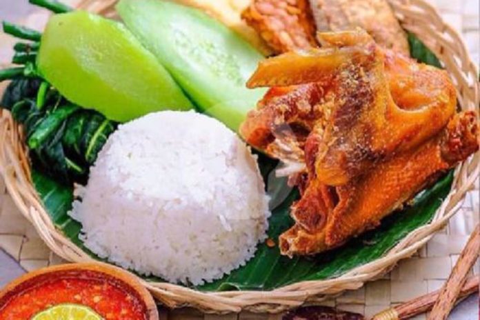 Pecinta Pedas Wajib Coba, 5 Warung Nasi Tempong Yang Bikin Ketagihan Di Bali 1