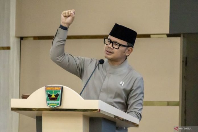 Puluhan Kepala Daerah Terpilih Retret Di IPDN 1