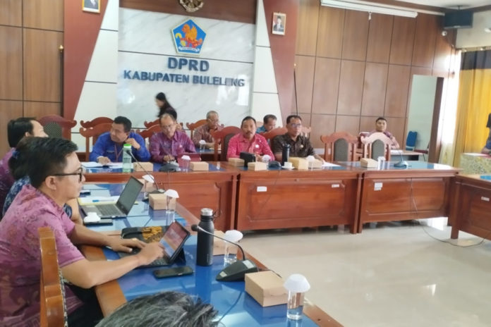 Tenaga Honorer Buleleng Kembali Datangi DPRD 1