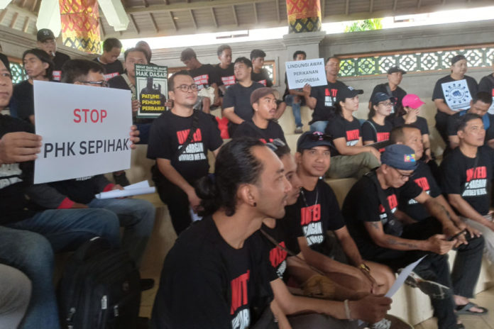 Tenaga Kerja Asing Berebut Sektor Informal 1