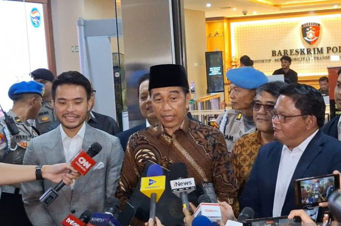 Terkait Keberlanjutan Proses Hukum Ijazah, Jokowi Mengaku Sedih 1