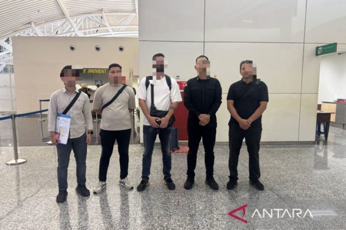 WN Swiss Lakukan Penggalangan Dana Ilegal Dideportasi 1