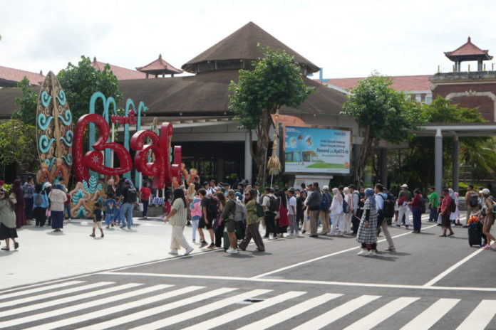 WNA Australia Mendominasi Kunjungan Ke Bali 1