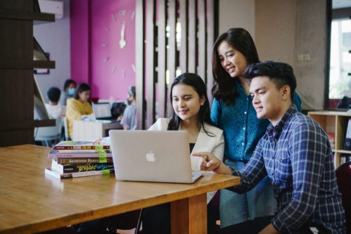 17 Judul Penelitian INSTIKI Raih Pendanaan PPPM Kemdiktisaintek 2025 1