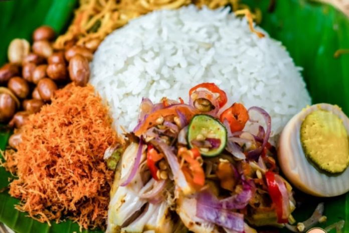 3 Spot Nasi Jinggo Di Bali, Mulai Rp5 Ribuan Aja! 1