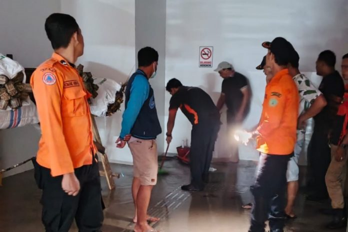 Belum Genap Setahun Direvitalisasj, Gedung Pasar Umum Negara Kembali Kebanjiran 1