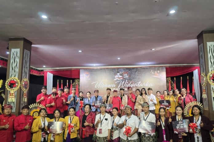 Cerdas Cermat Bulan Bung Karno 2025, Gubernur Koster Beri Apresiasi Bagi Nyoman Dan Ketut 1