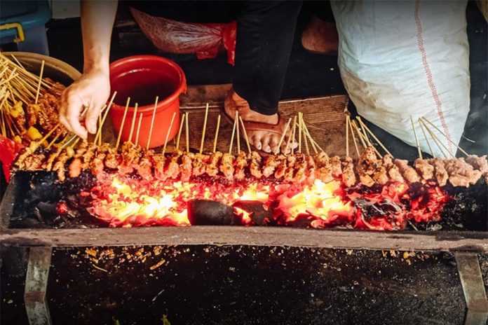 Cobain 5 Street Food Di Bali, Dari Seafood Sampai Nasi Campur 2