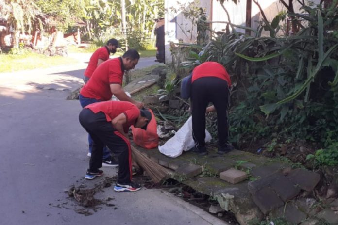 Darurat Sampah, DLH Gianyar Ajak Masyarakat Aksi Bersih Sampah Plastik 1