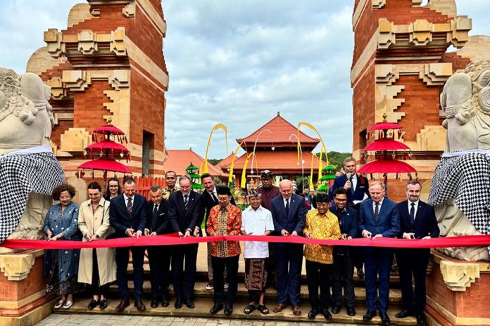 Gubernur Koster Resmikan Taman Budaya Bali Indah Di Polandia 1
