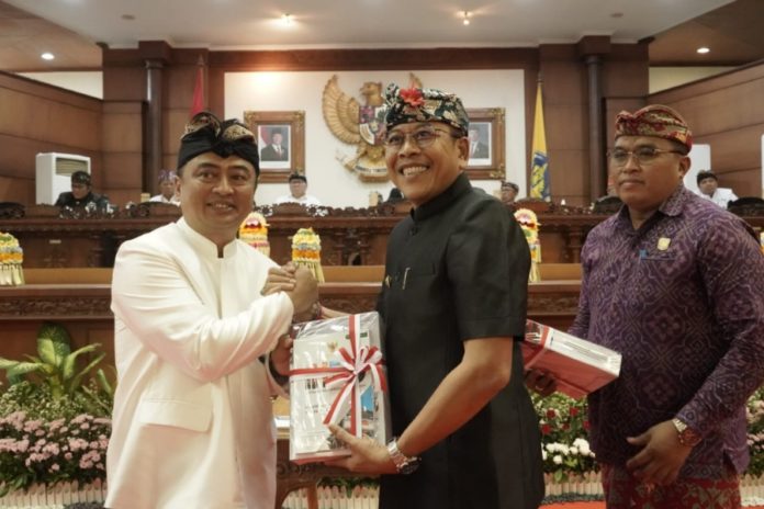 Kado Istimewa Jelang HUT Ke 385 Kota Amlapura, Pemkab Karangasem Kembali Raih Opini WTP 1